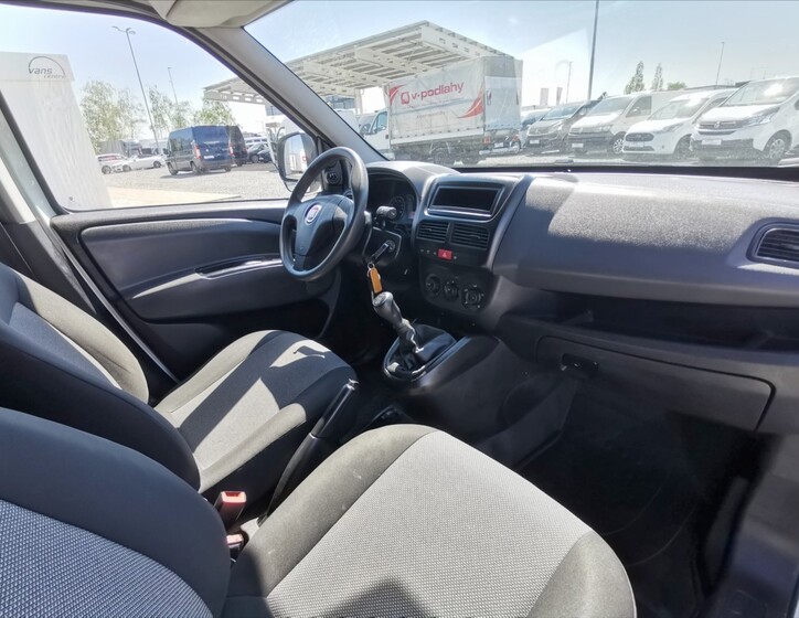 Fiat Dobló 8