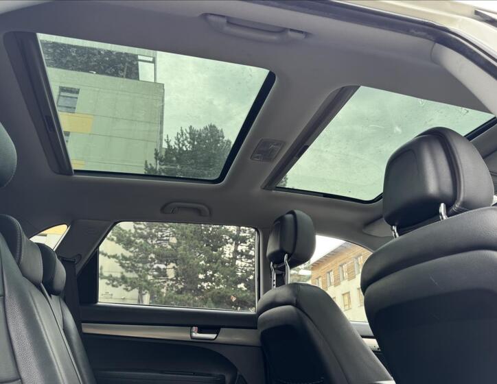 KIA Sorento 32