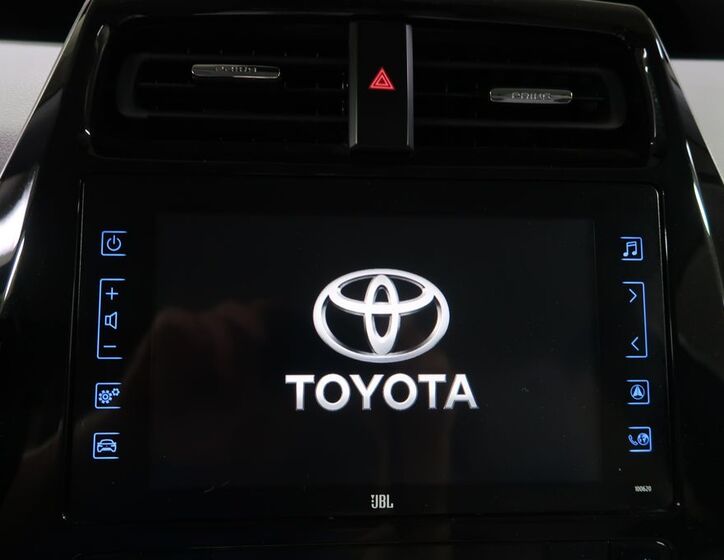 Toyota Prius 17