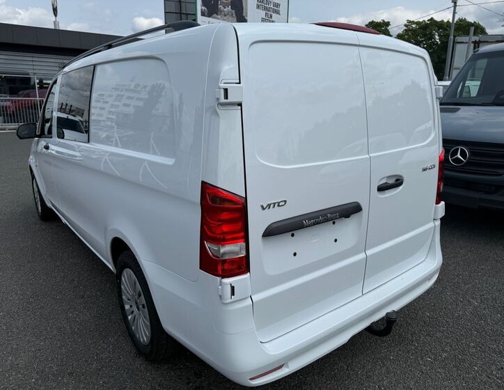 Mercedes-Benz Vito 5