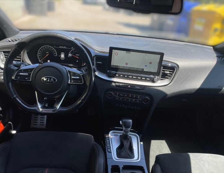 KIA ProCeed 9