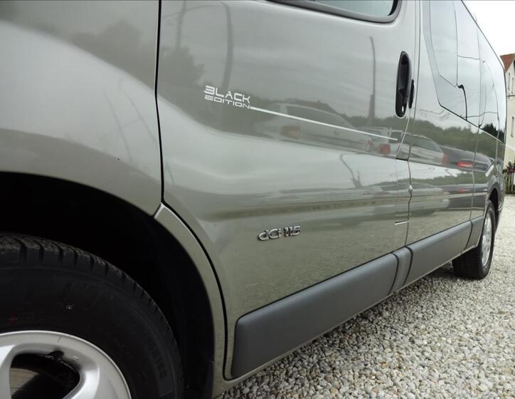 Renault Trafic 13