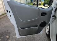 Renault Trafic 15