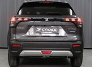 Suzuki S-Cross 7
