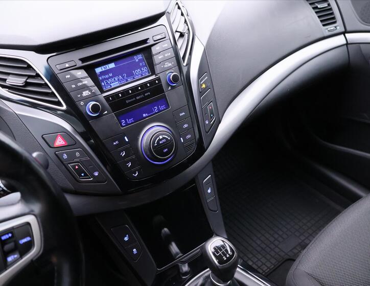 Hyundai i40 21