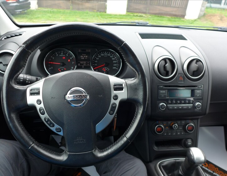 Nissan Qashqai 16