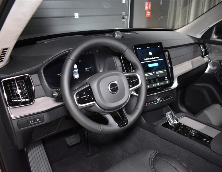 Volvo XC90 41