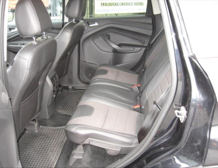 Ford Kuga 9