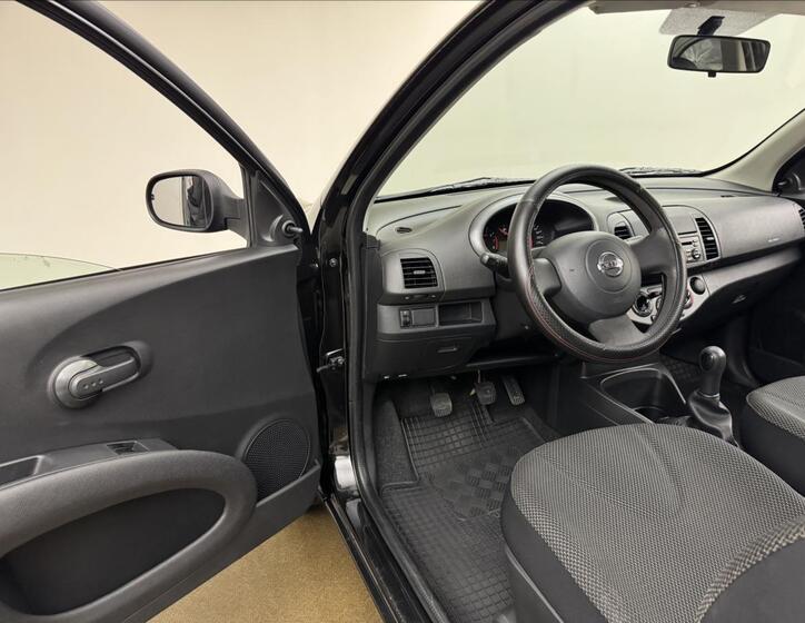 Nissan Micra 17