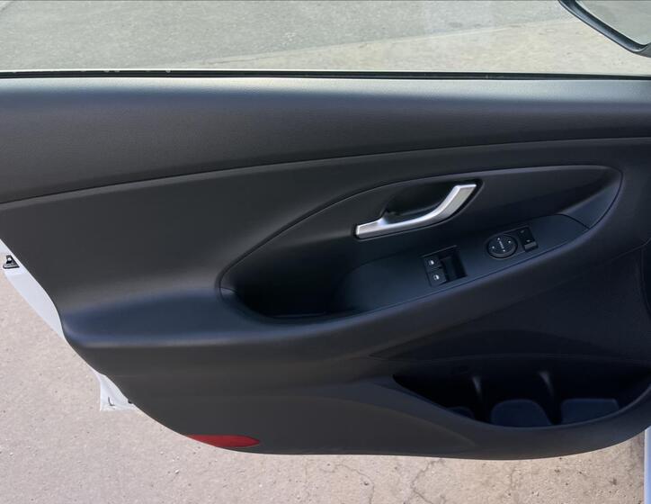 Hyundai i30 14