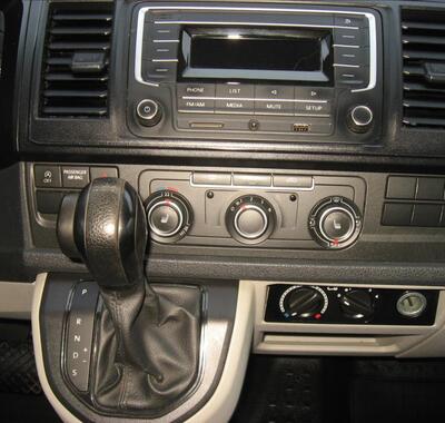 Volkswagen Transporter 28