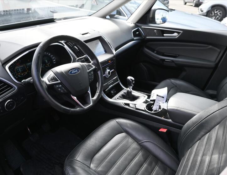 Ford Galaxy 2