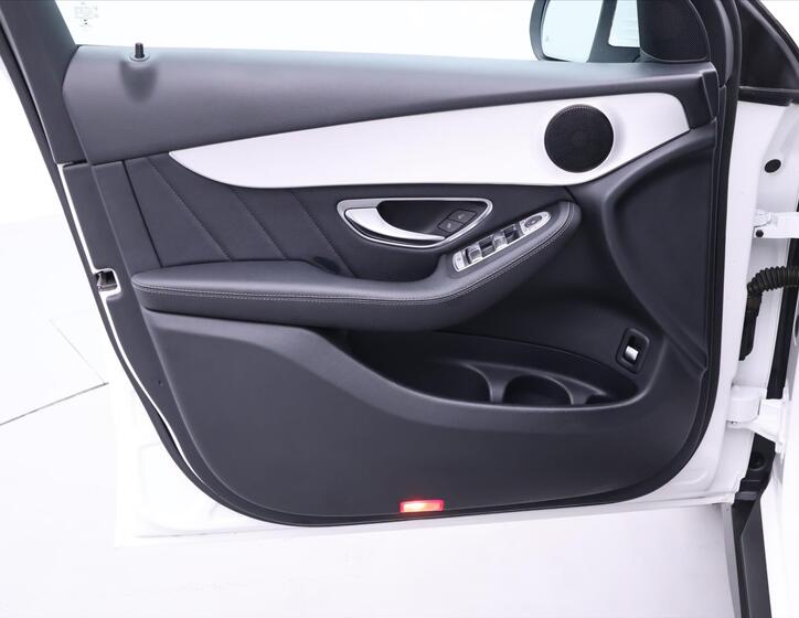 Mercedes-Benz GLC 11