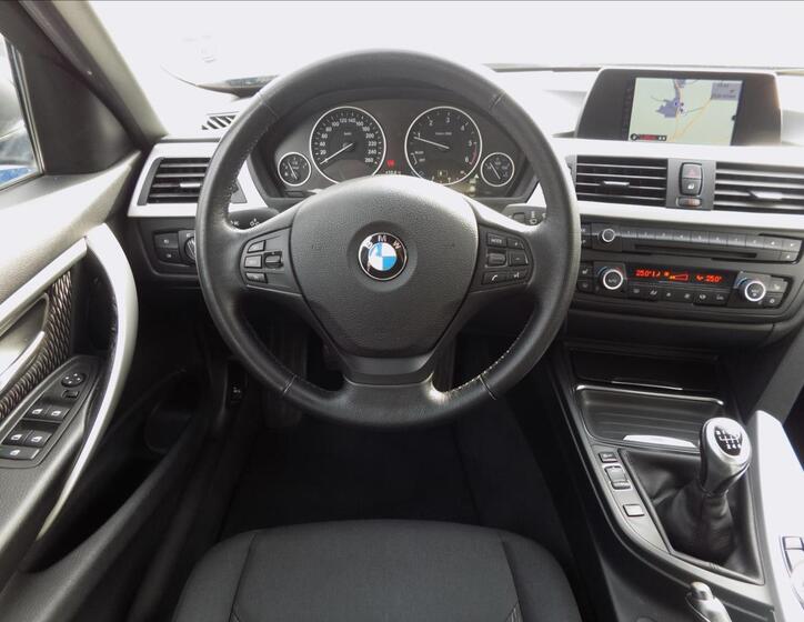 BMW Řada 3 16