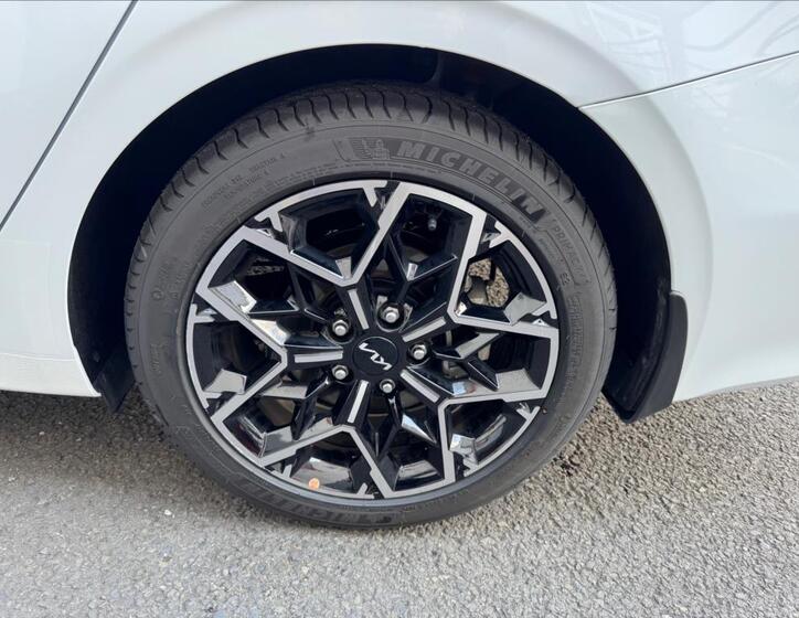 KIA Ceed 7