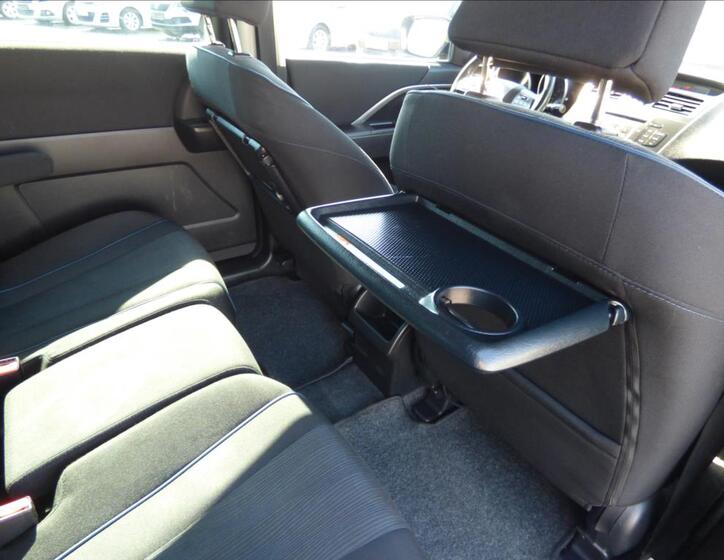 Mazda 5 41