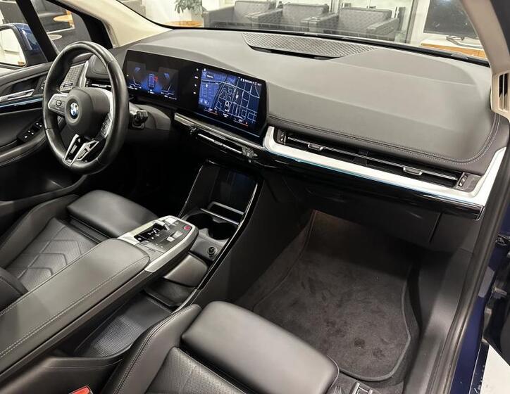 BMW Řada 2 6