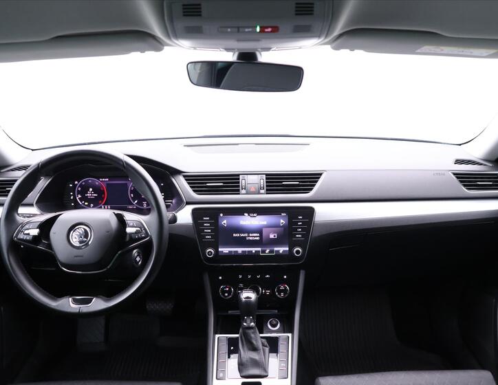 Škoda Superb 24