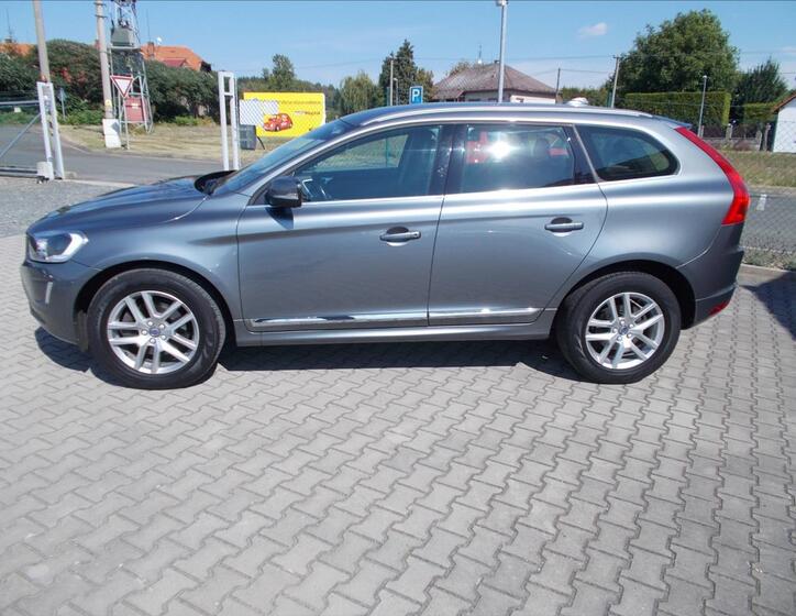 Volvo XC60 4
