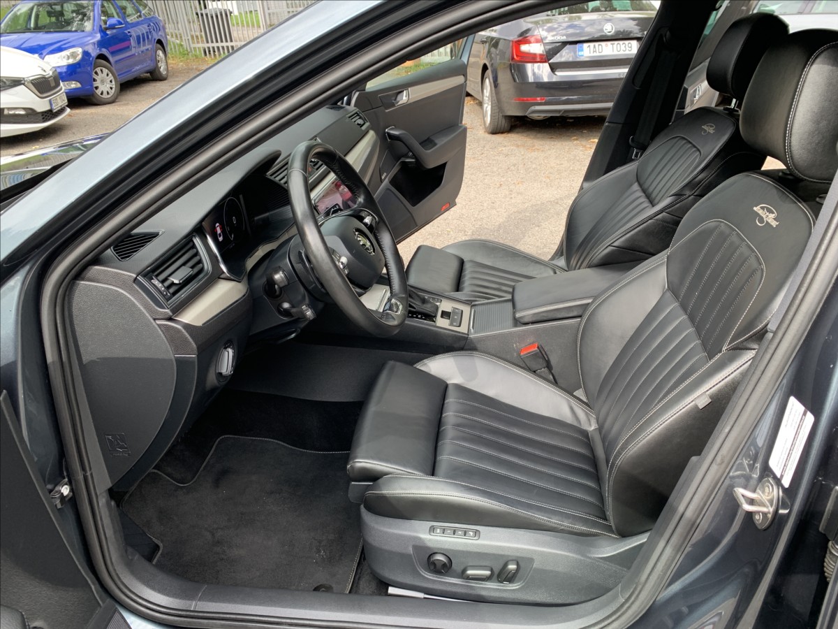 Škoda Superb