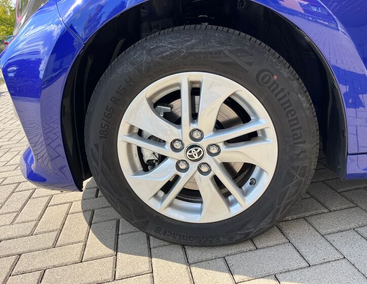 Toyota Yaris 27