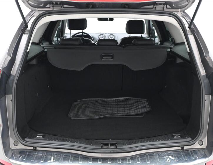 Ford Mondeo 10