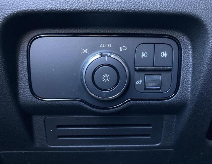 Mercedes-Benz Citan 18