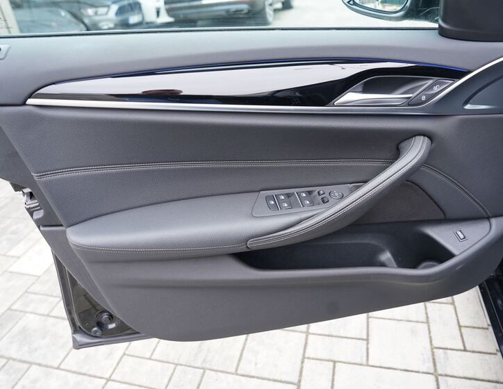 BMW Řada 5 16