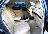 Audi A8 33