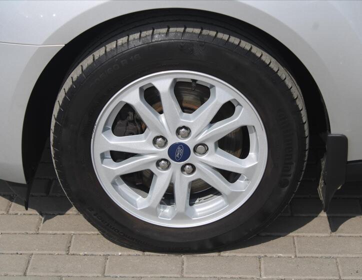 Ford Transit Connect 9