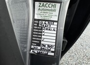 Volkswagen Golf 24