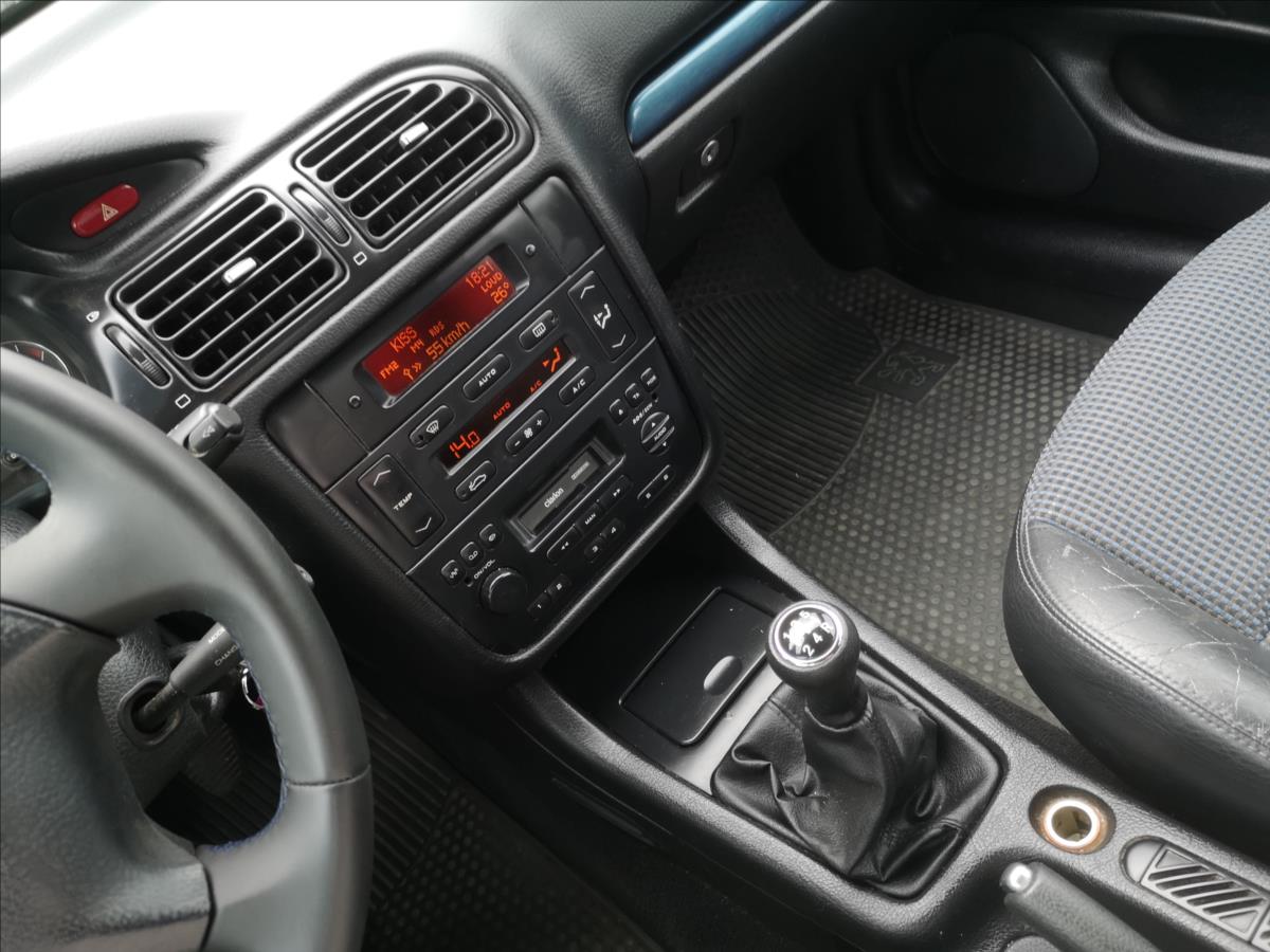 Peugeot 406
