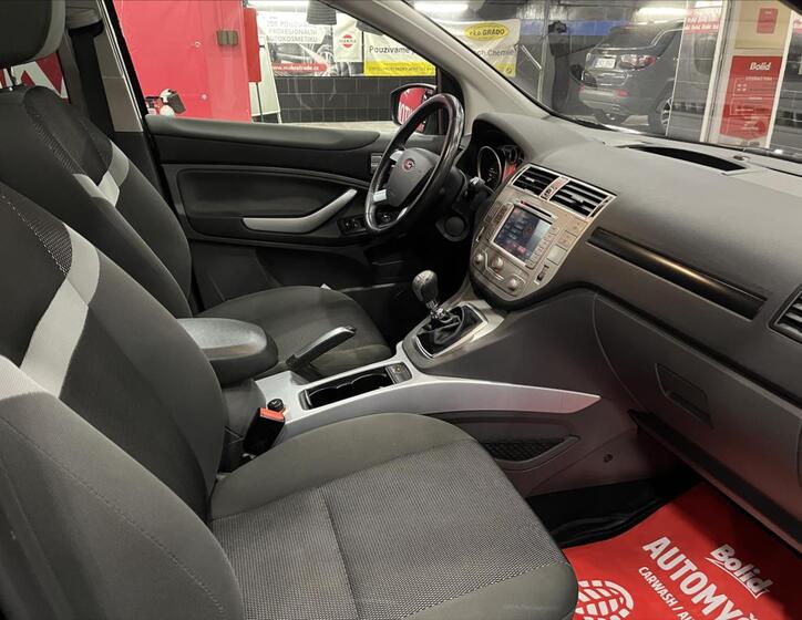 Ford Kuga 13