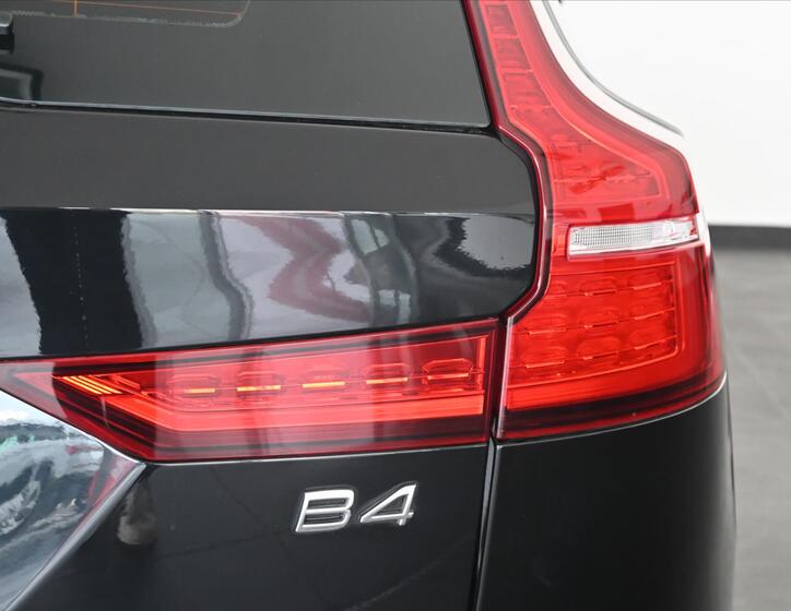 Volvo V60 34