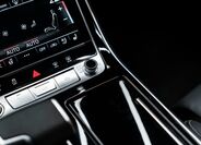 Audi Q7 9