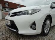 Toyota Auris 12