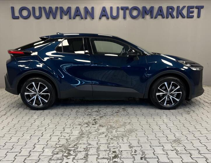 Toyota C-HR 3