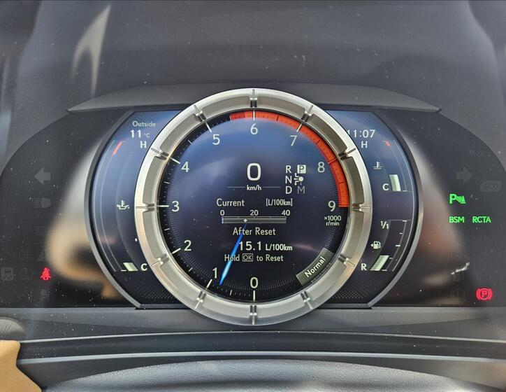 Lexus LC 500 10