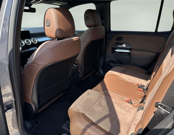 Mercedes-Benz GLB 14