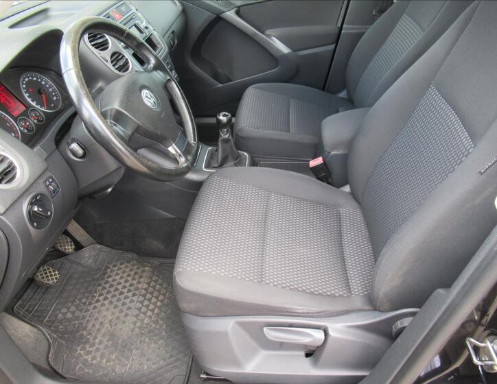 Volkswagen Tiguan 13