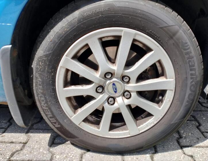 Ford Focus 8