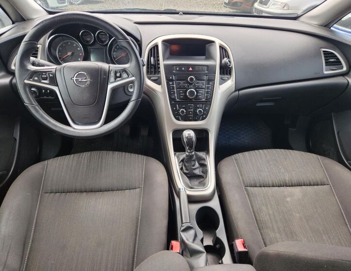 Opel Astra 11