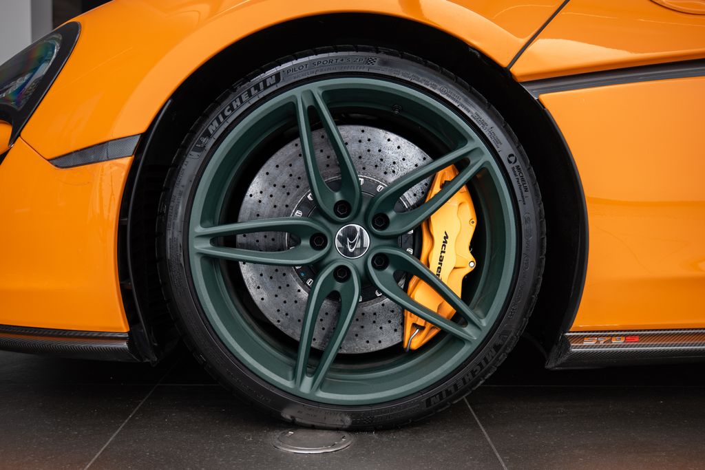 McLaren 570S