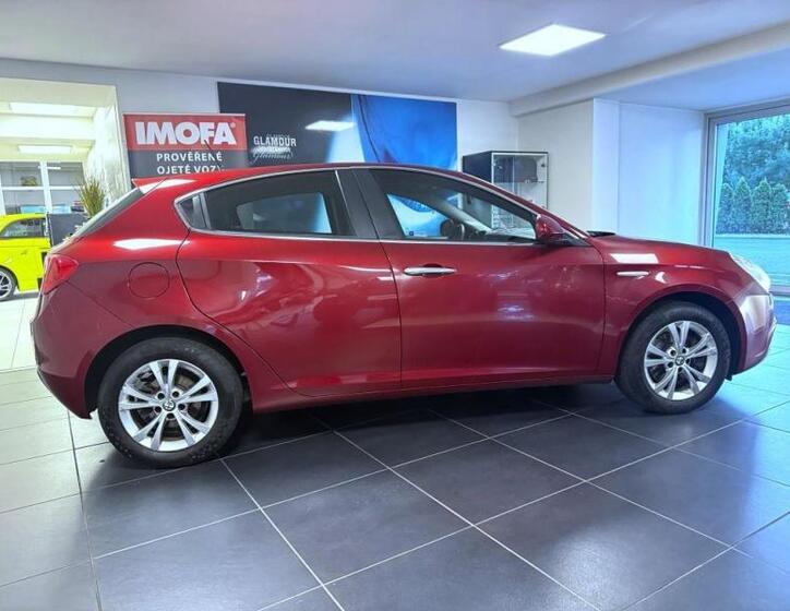 Alfa Romeo Giulietta 4
