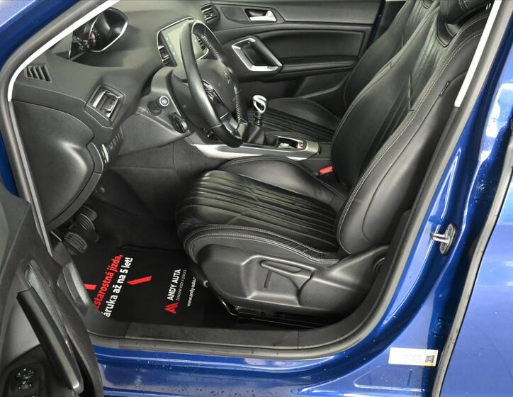 Peugeot 308 9