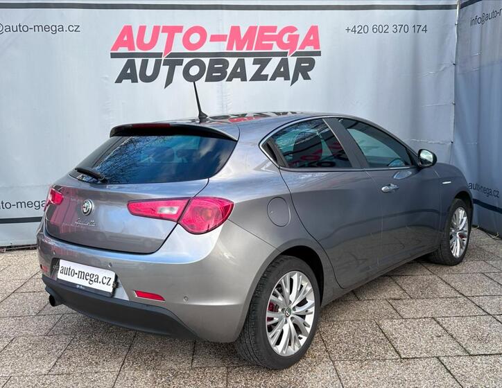 Alfa Romeo Giulietta 6