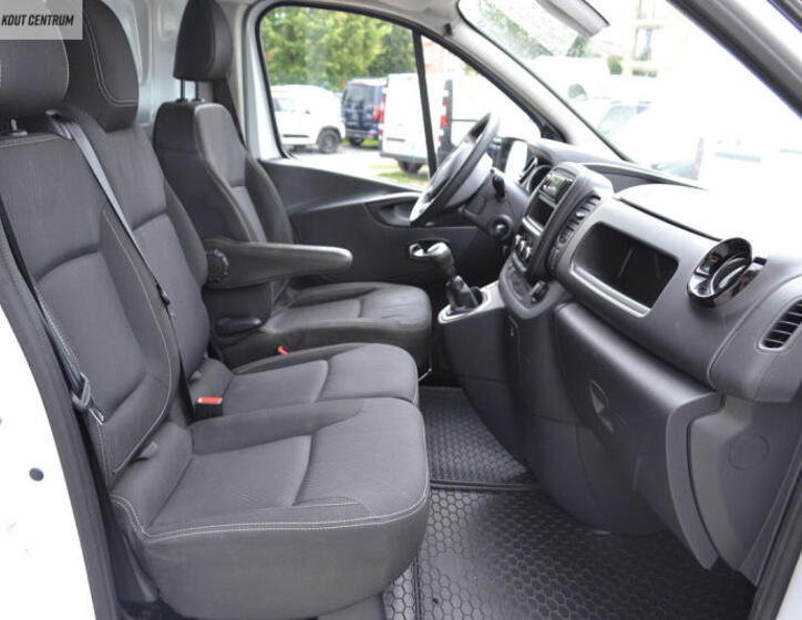Renault Trafic 9