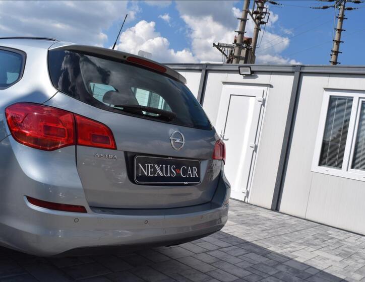 Opel Astra 12
