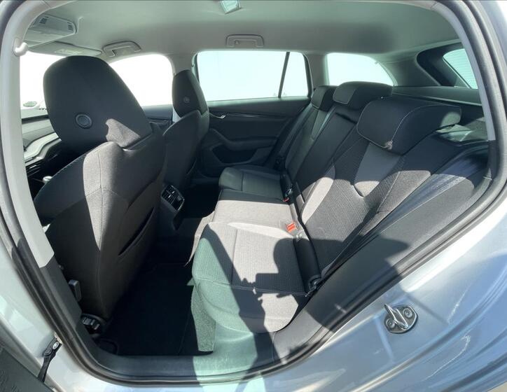 Škoda Octavia 16