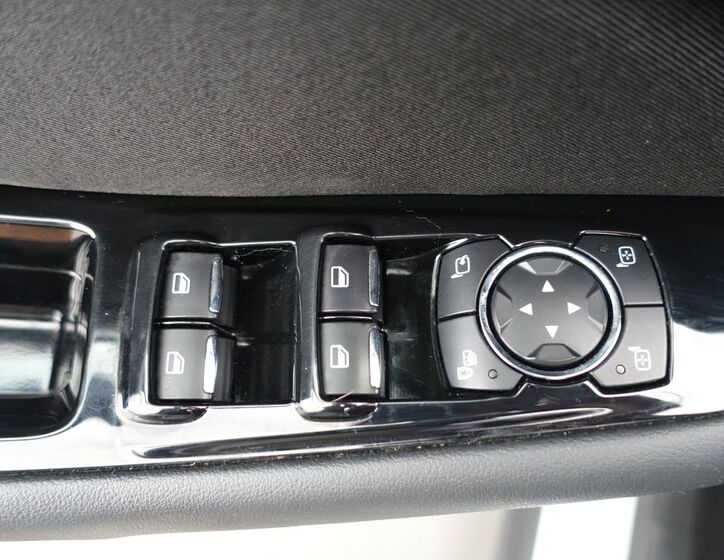 Ford Galaxy 22